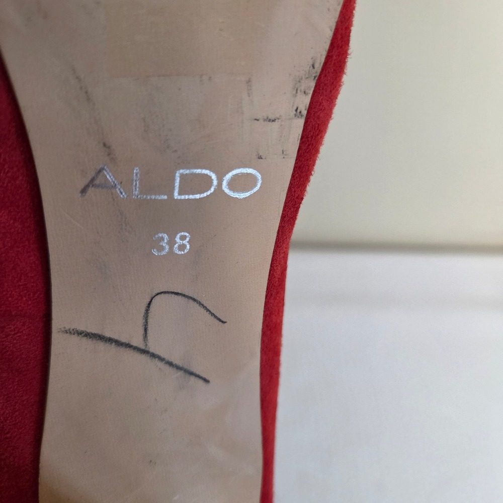 Aldo Red Suede Pointed Toe High Heel Pumps Hidden Platform Size 38 Womens - Picture 7 of 7